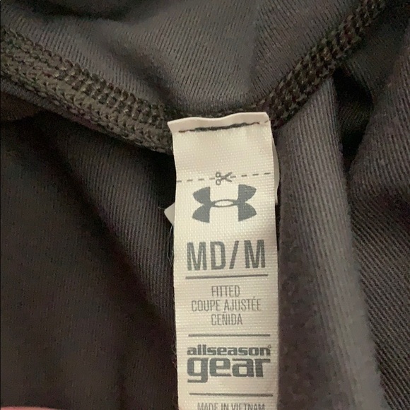 Under Armour all season gear gray crops ladies - Picture 5 of 5